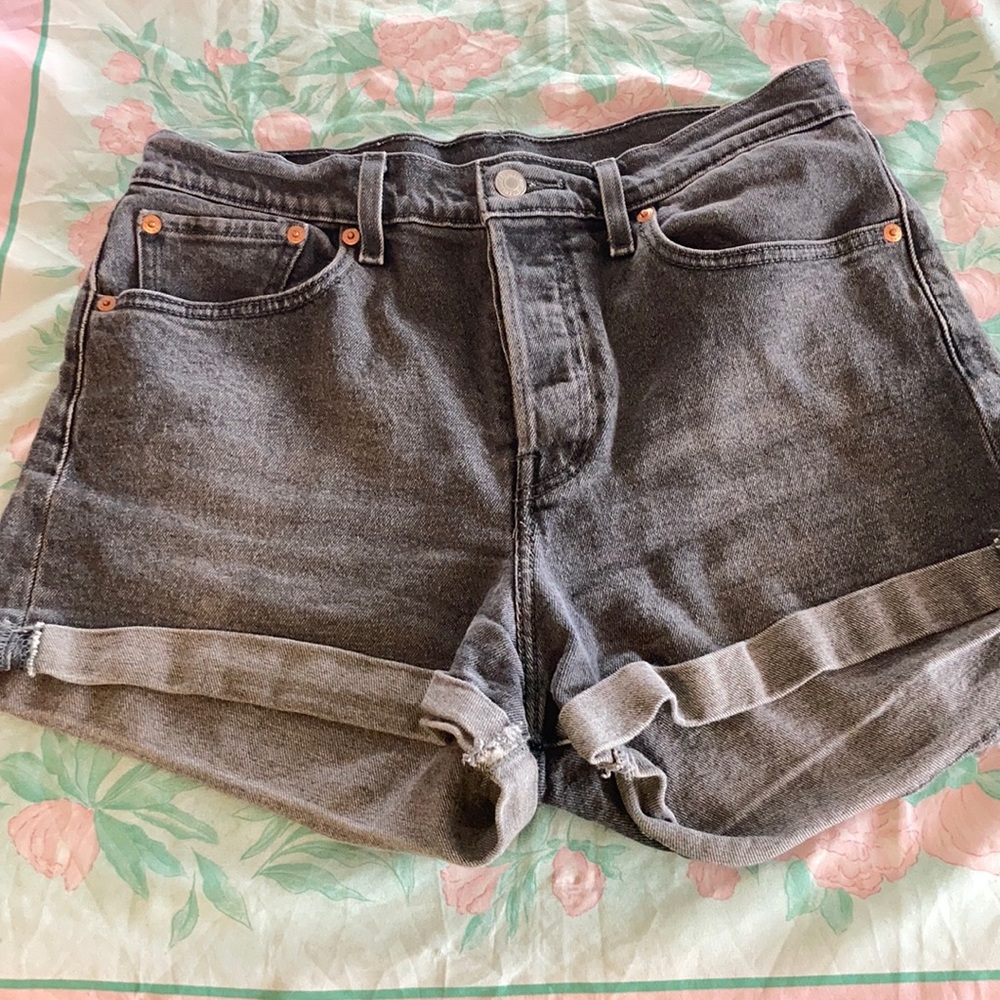 Vintage Levis Mom Shorts